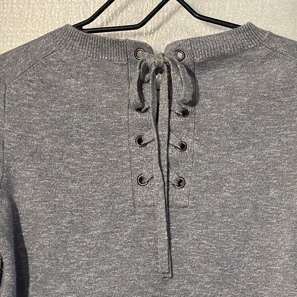 Madewell Laced-Back Pullover Sweater. XS - Picture 3 of 7